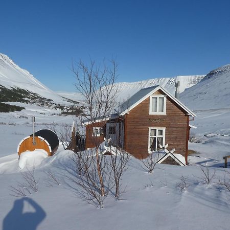 Valholl Skataskali Villa Isafjordur ภายนอก รูปภาพ