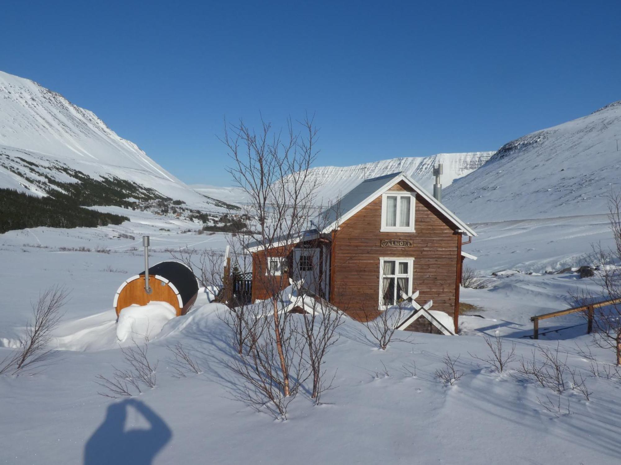 Valholl Skataskali Villa Isafjordur ภายนอก รูปภาพ